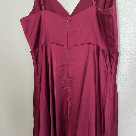 NWOT Ode To Love Burgundy Satin Maxi Dress - mordernwear.com